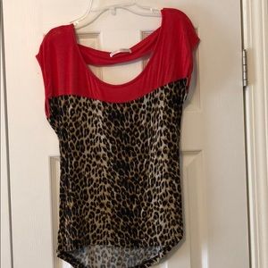 Red and leapord T-shirt